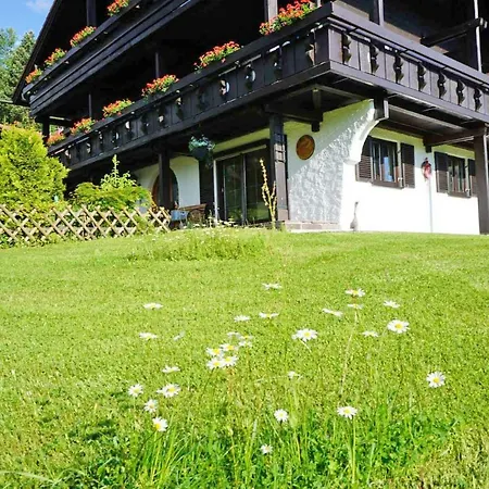 Der Sonnenhof - *